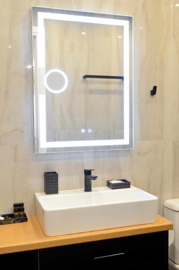 Roloi Suites Nafpaktos エクステリア 写真