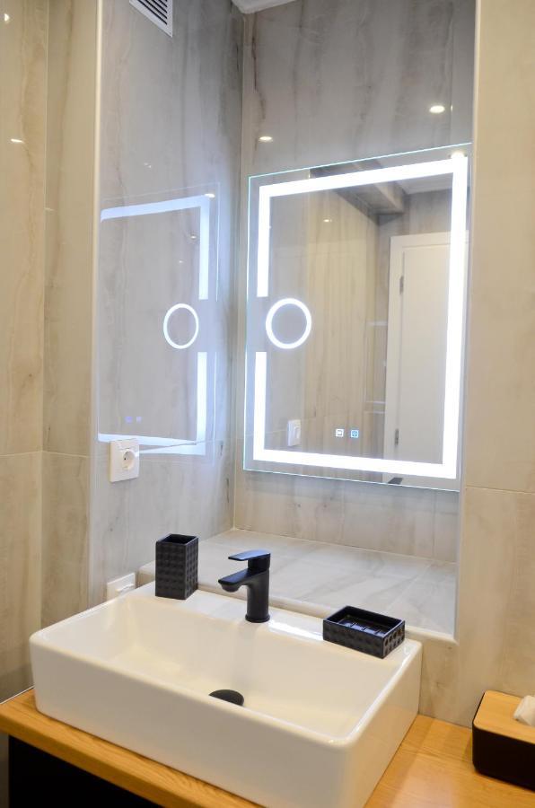 Roloi Suites Nafpaktos エクステリア 写真